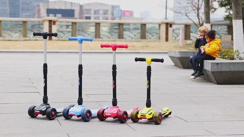LOL-FUN Toddler Scooter for Kids Ages 3-12 Years Old Boy Girl with 3 Wheel LED Lights. Extra-Wide Childrens Foldable Kick Scooter Kids Ages 3-5 with 4 Adjustable Height and Lean-to-Steer